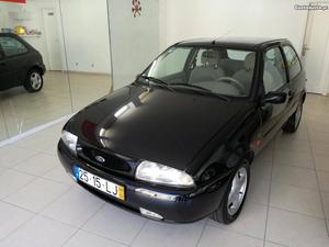 Ford Fiesta 1.2 Direc Assistida Junho/98 - à venda -