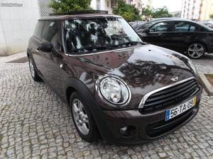 MINI Cooper 1.6 D Novembro/12 - à venda - Ligeiros