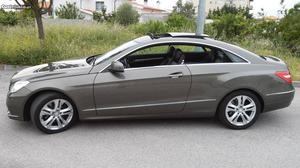 Mercedes-Benz E 250 CDI. Avantgard Dezembro/12 - à venda -