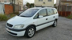 Opel Zafira 2.0 DTI Novembro/01 - à venda - Ligeiros