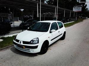 Renault Clio 1.5 DCI Janeiro/02 - à venda - Comerciais /