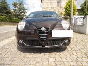 Alfa Romeo Mito diesel sport Abril/13 - à venda - Ligeiros