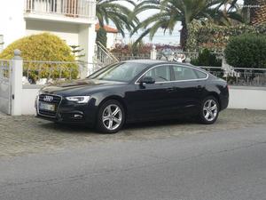 Audi A5 2.0TDI XENON GPS Janeiro/14 - à venda - Ligeiros