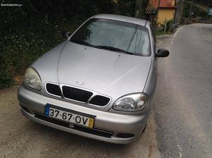 Daewoo Lanos 1.4 injeção Janeiro/00 - à venda - Ligeiros