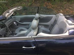 Mercedes-Benz CLK 200 Avantgard Cabrio Maio/04 - à venda -