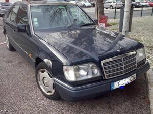 Mercedes-Benz E 200 gasolina EUR Setembro/93 - à venda