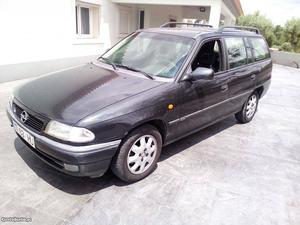 Opel Astra 1.4i caravan Janeiro/97 - à venda - Ligeiros