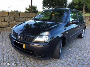 Renault Clio 1.5dci 5lugares  Julho/01 - à venda -