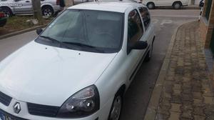 Renault Clio cdi Maio/04 - à venda - Comerciais / Van,