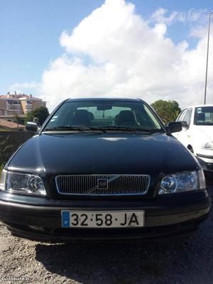 Volvo S40 td,impec,só EUR Agosto/97 - à venda -