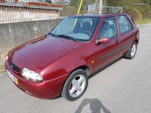 Ford Fiesta 1.2 5 portas Outubro/98 - à venda - Ligeiros