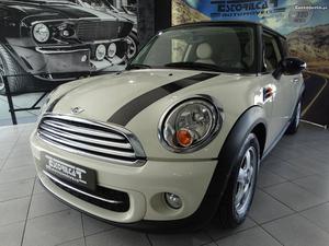 MINI Cooper 1.6 d Dezembro/10 - à venda - Ligeiros