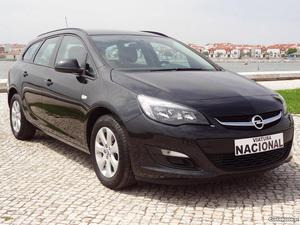 Opel Astra 1.3CDTI SportsTourer Abril/15 - à venda -