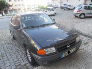 Opel Astra 1.7 td Izuzo Novembro/93 - à venda - Ligeiros