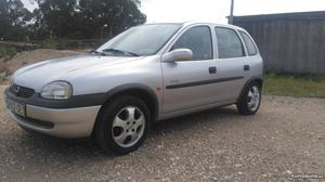 Opel Corsa 1.0 C/DA Setembro/99 - à venda - Ligeiros