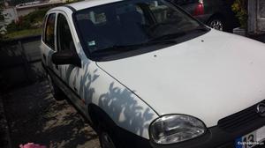 Opel Corsa 5 portas Maio/99 - à venda - Ligeiros