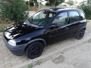 Opel Corsa Opel Corsa Março/96 - à venda - Ligeiros