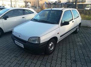 Renault Clio 1.9D Van