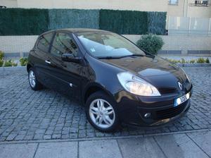 Renault Clio v Dynamique Dezembro/06 - à venda -