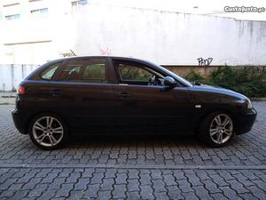 Seat Ibiza 1.9 TDI - 130cv Junho/02 - à venda - Ligeiros