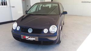 VW Polo 1.2 Confortline Abril/02 - à venda - Ligeiros