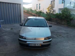 Fiat Punto 1.2 como novo Maio/02 - à venda - Ligeiros