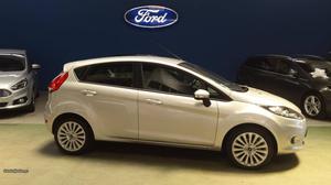 Ford Fiesta 1.4 TDCi Trend 5P Junho/10 - à venda - Ligeiros