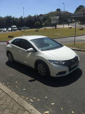 Honda Civic 2.2 ICDTI Dezembro/12 - à venda - Ligeiros