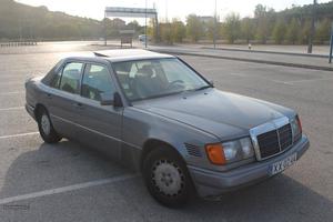 Mercedes-Benz E 300 automóvel Maio/88 - à venda - Ligeiros