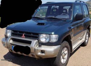 Mitsubishi Pajero 2.8 abas largas Novembro/98 - à venda -