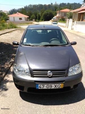 Fiat Punto 1.3 MTJ Dynamic Junho/04 - à venda - Ligeiros