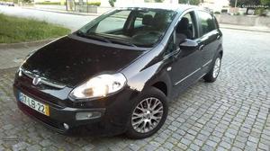 Fiat Punto Evo  mil klms Novembro/10 - à venda -