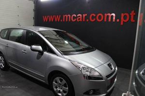 Peugeot  HDI BlueLine 7 Lug Agosto/13 - à venda -