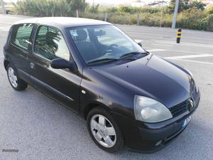 Renault Clio 1.5 DCI comercial Julho/04 - à venda -