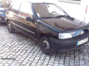 Renault Clio 1.9 D Março/93 - à venda - Ligeiros