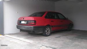 VW Passat carro Março/94 - à venda - Ligeiros Passageiros,