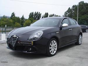 Alfa Romeo Giulietta 1.6 JTDM Distinctive Agosto/11 - à