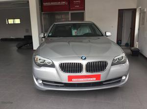 BMW 520 Touring Fevereiro/13 - à venda - Ligeiros