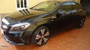 Mercedes-Benz A 180 ActivityEdition 7G Setembro/16 - à