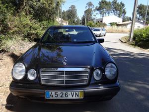 Mercedes-Benz E 220 Elegance Março/99 - à venda - Ligeiros