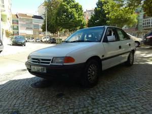 Opel Astra gt Fevereiro/94 - à venda - Ligeiros