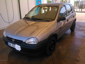 Opel Corsa 1.2 EM BOM ESTADO Março/95 - à venda - Ligeiros