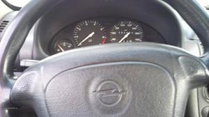 Opel Corsa sport Julho/95 - à venda - Ligeiros Passageiros,