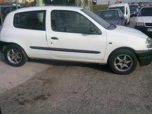 Renault Clio 19d van  Novembro/00 - à venda -