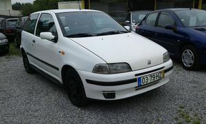 Fiat Punto 1.7 TD70 ANDAR BEM Fevereiro/97 - à venda -