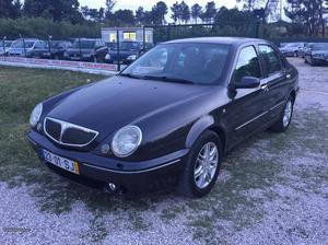 Lancia Lybra 1.9 JTD Setembro/01 - à venda - Ligeiros