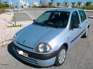 Renault Clio 1.2 (ler texto) Novembro/99 - à venda -