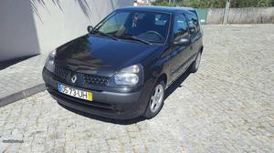 Renault Clio 1.5 DCI Agosto/02 - à venda - Comerciais /