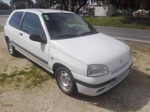 Renault Clio 1.9 D 65hp Novembro/96 - à venda - Comerciais