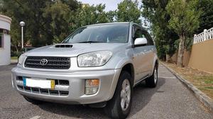 Toyota RAV4 D4D Março/02 - à venda - Monovolume / SUV,